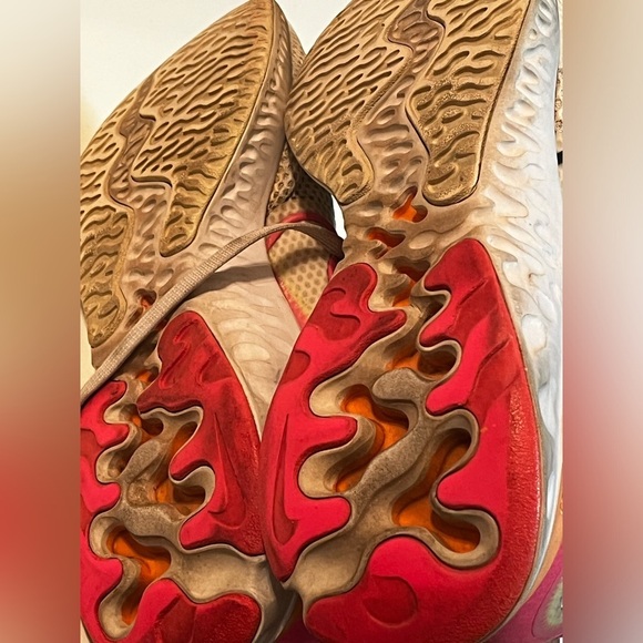 Nike Renew Run Womens Running Shoes White Pink Neon Size 9 CK6360-005 Low Top - Picture 11 of 12